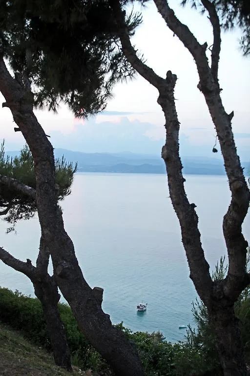 Sea View Apollo Apartments & Studios In Afytos Greece